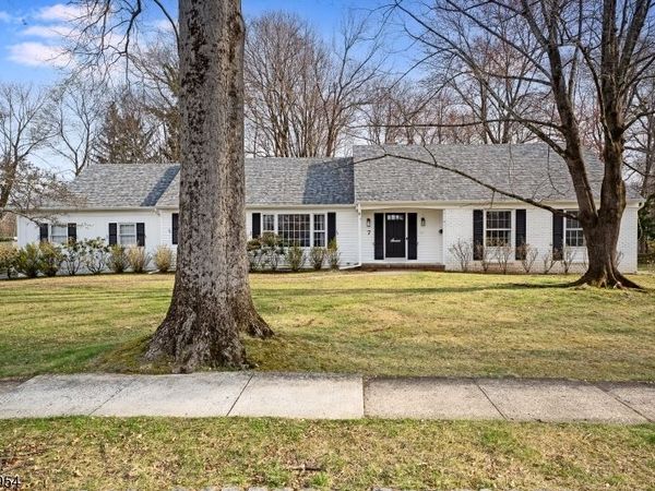 7 Village Rd, Florham Park, NJ 07932