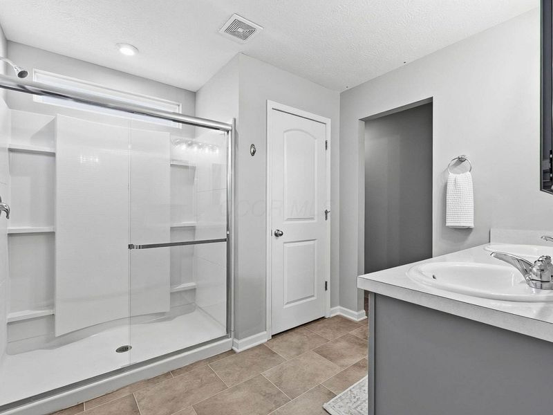 6606 Woods Court, Hebron, OH 43025 Photo 41