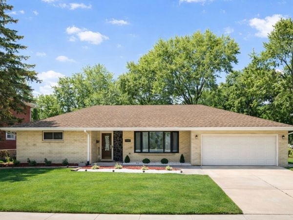 15252 WATERMAN Drive , South Holland, IL 60473