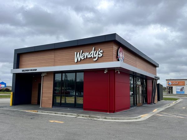 120 N Central Street , Benton, IL 62812