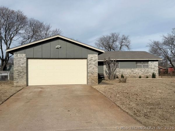 503 W C Street , Jenks, OK 74037