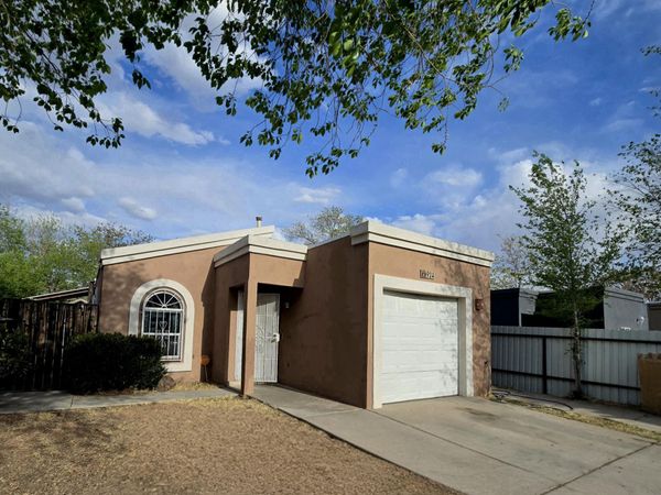 924 W Sky Street SW, Albuquerque, NM 87121