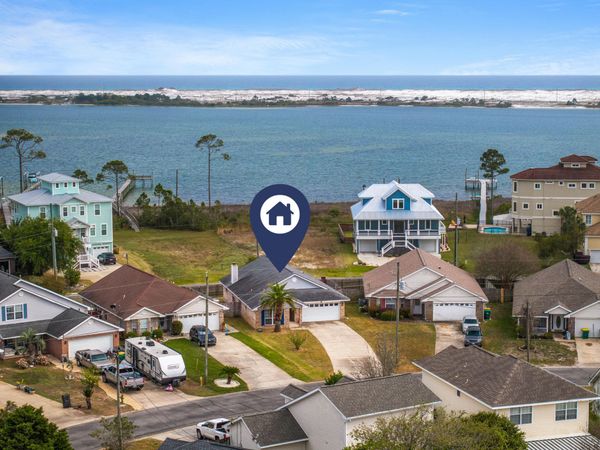 422 Pristine Water Lane, Mary Esther, FL 32569