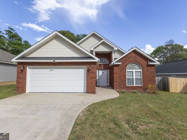 304 Laurel Woods Drive, Warner Robins, GA 31088
