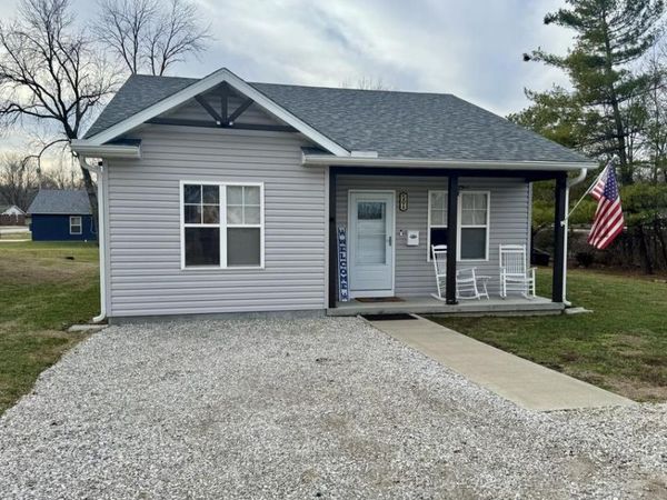506 W Singleton Street, Centralia, MO 65240