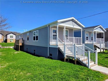 1516 2nd Avenue, Charleston, WV 25387