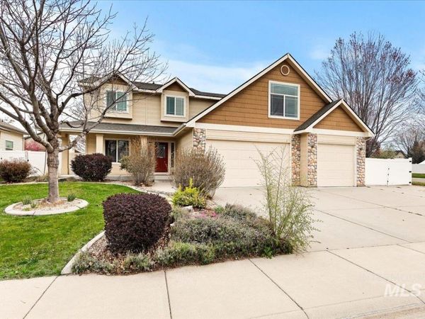 2208 S Alaska Way, Meridian, ID 83642