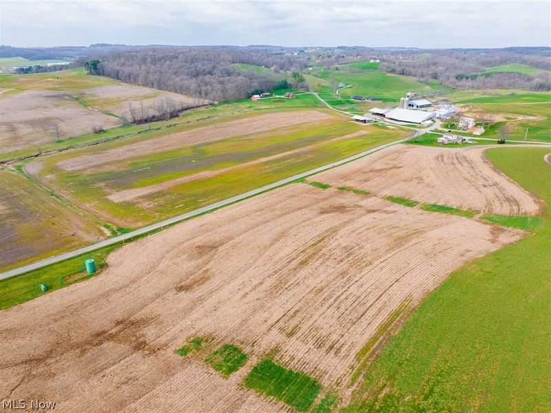 N American Road NW, Dover, OH 44622 Photo 2