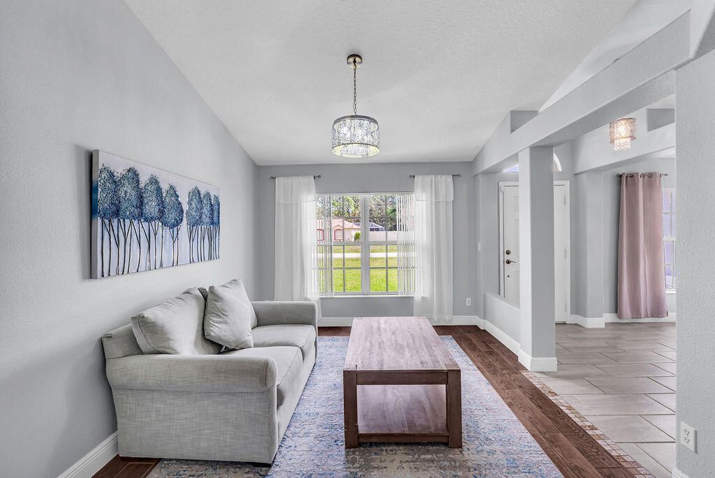 5905 NW Hann Drive, Port Saint Lucie, FL 34986 Photo