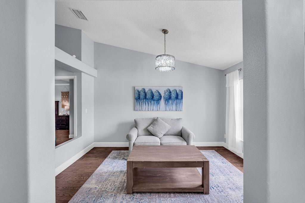 5905 NW Hann Drive, Port Saint Lucie, FL 34986 Photo