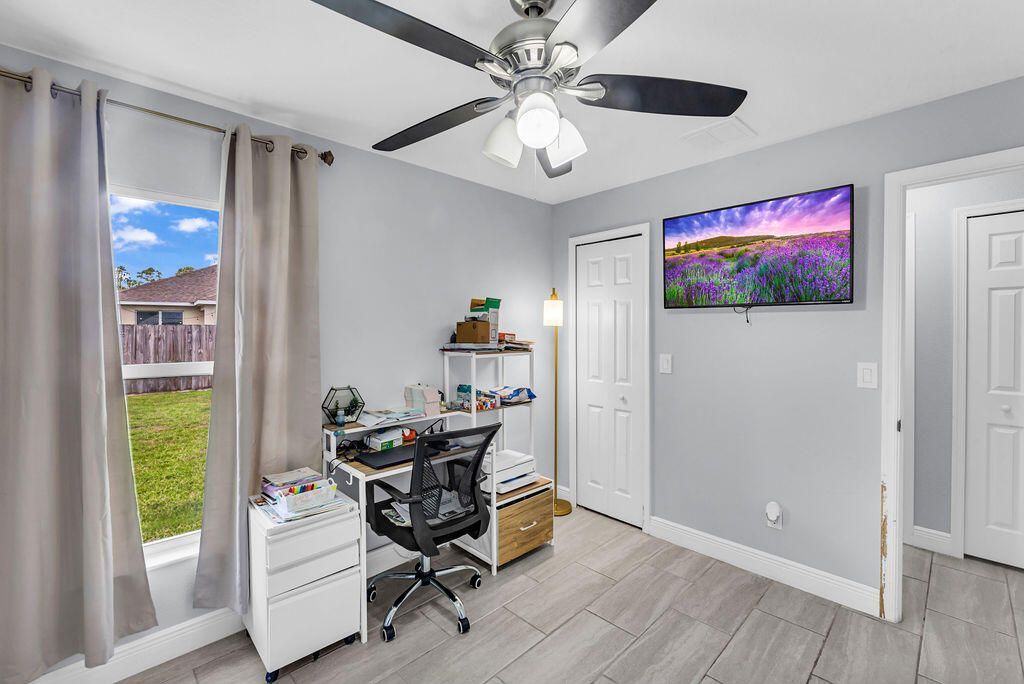 5905 NW Hann Drive, Port Saint Lucie, FL 34986 Photo