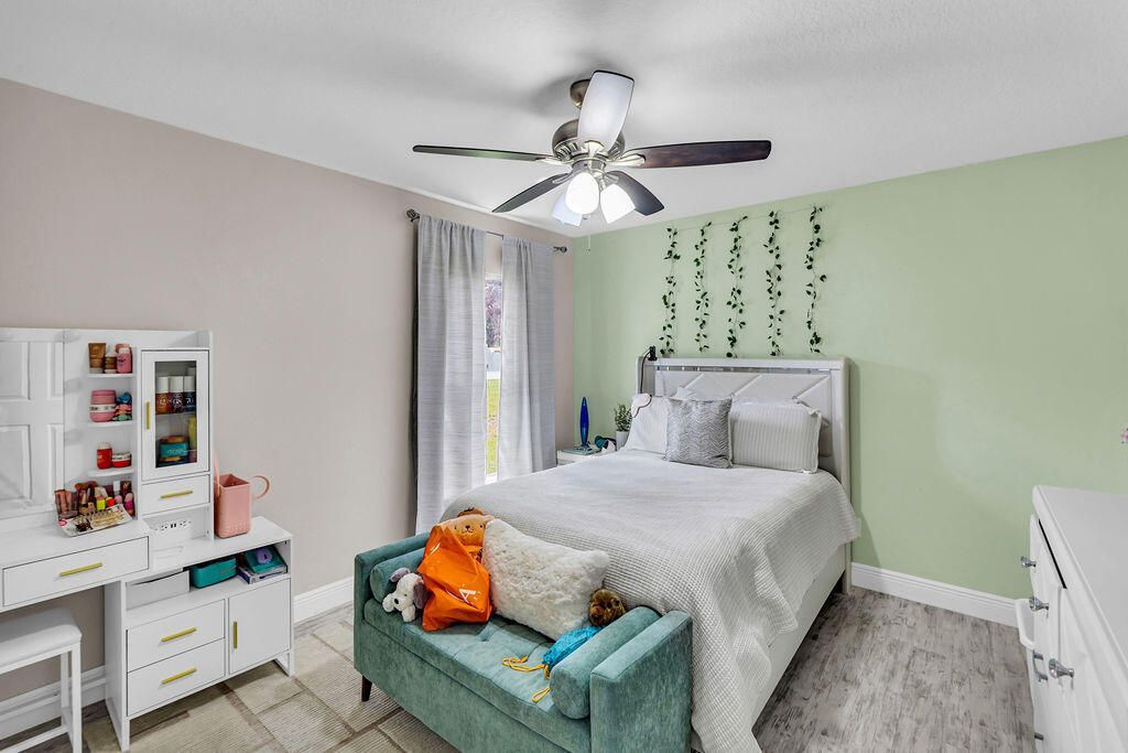 5905 NW Hann Drive, Port Saint Lucie, FL 34986 Photo