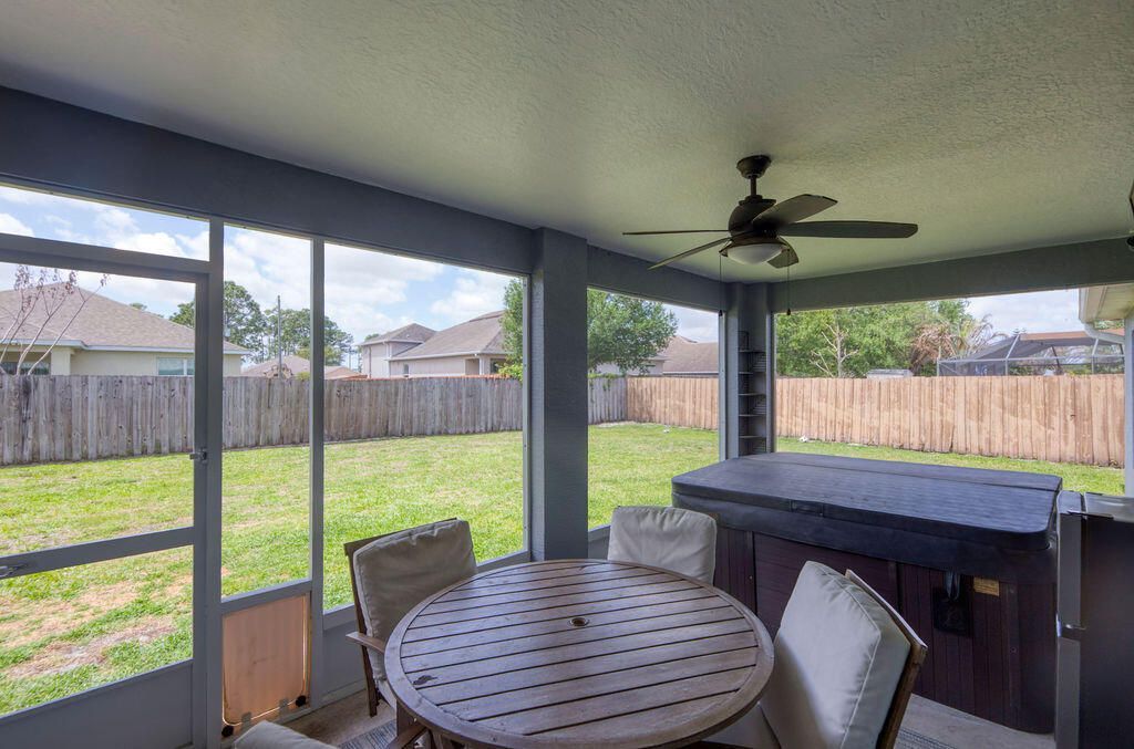 5905 NW Hann Drive, Port Saint Lucie, FL 34986 Photo