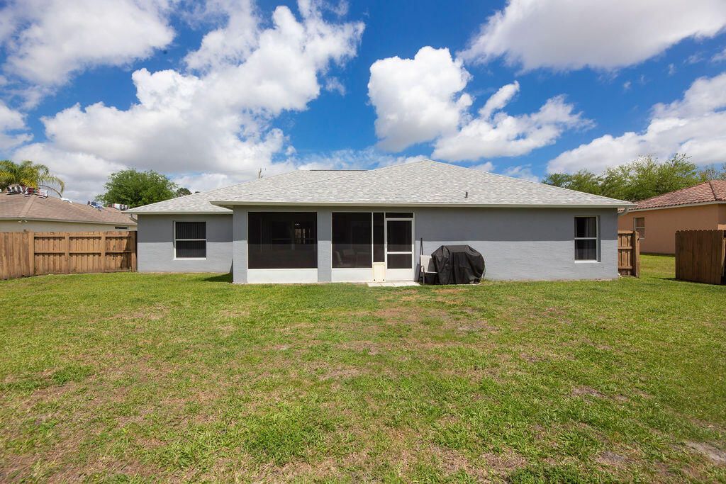 5905 NW Hann Drive, Port Saint Lucie, FL 34986 Photo