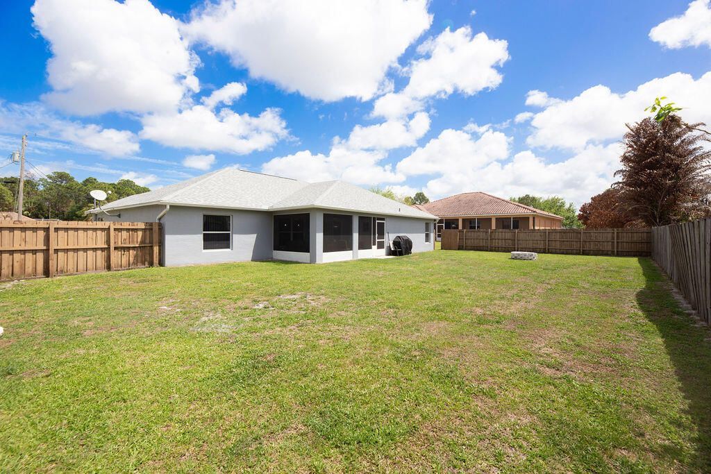 5905 NW Hann Drive, Port Saint Lucie, FL 34986 Photo