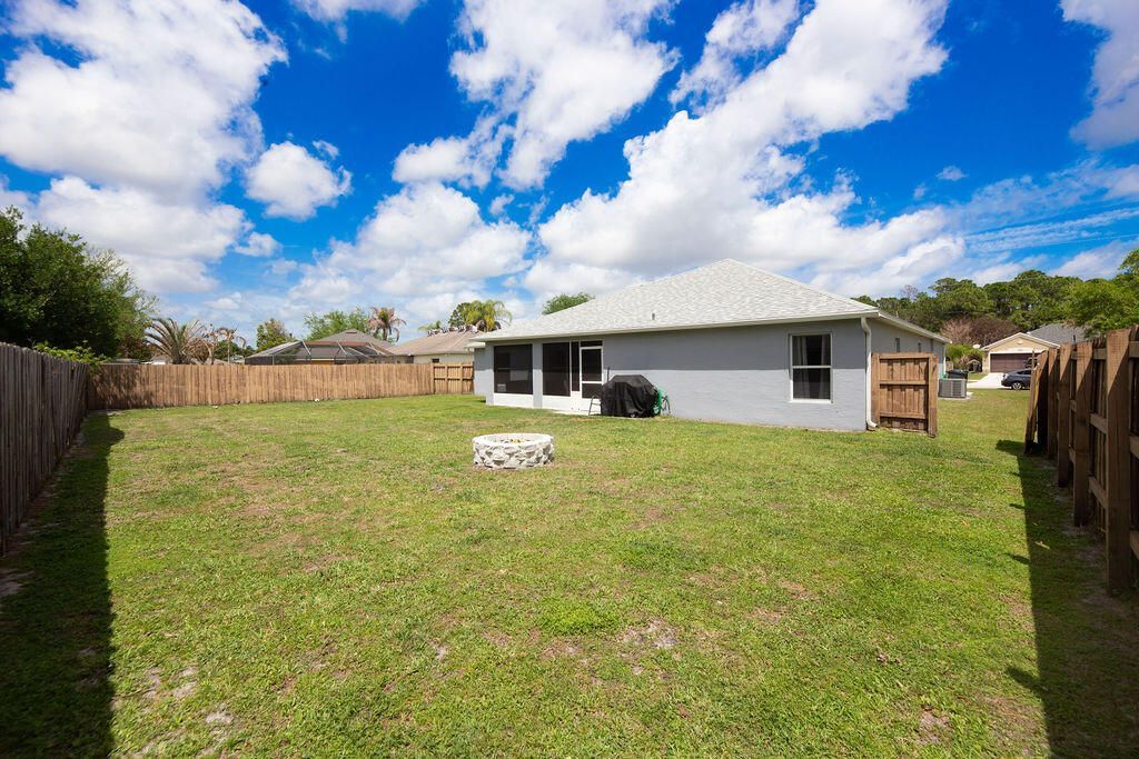 5905 NW Hann Drive, Port Saint Lucie, FL 34986 Photo