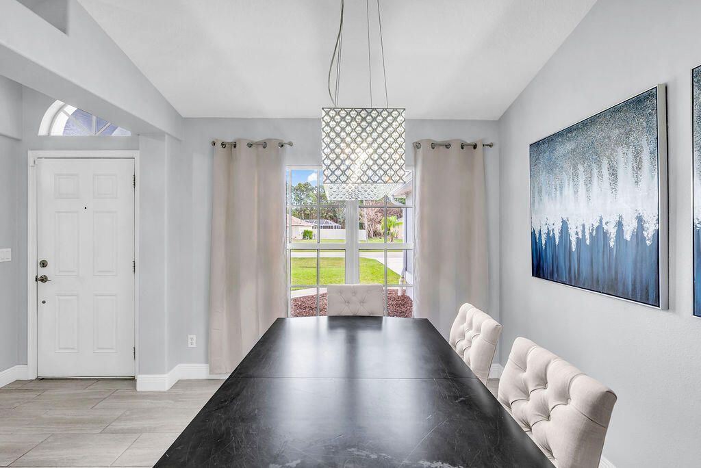 5905 NW Hann Drive, Port Saint Lucie, FL 34986 Photo