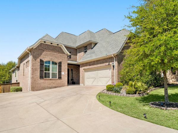 5304 Via Besso DR , Bee Cave, TX 78738