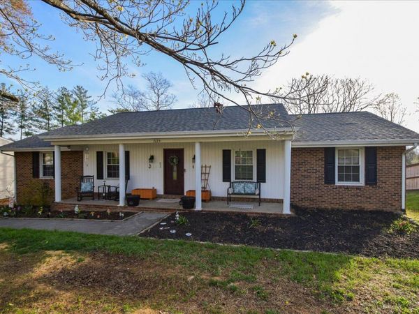 7125 Cedar Crest RD, Roanoke, VA 24019