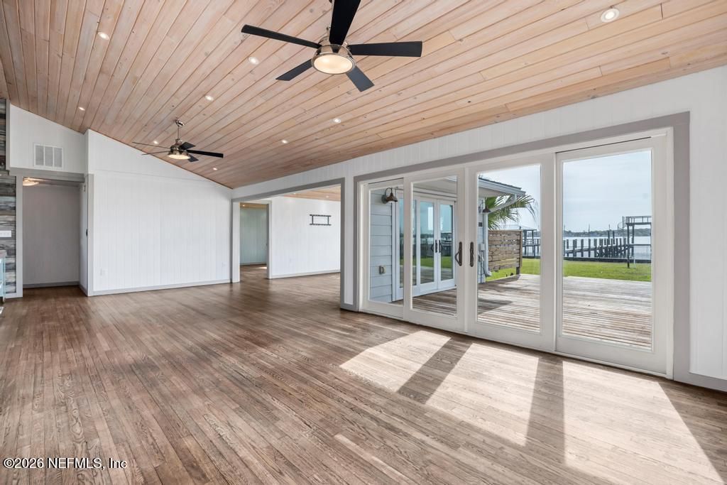 9388 Heckscher Drive, Jacksonville, FL 32226 Photo