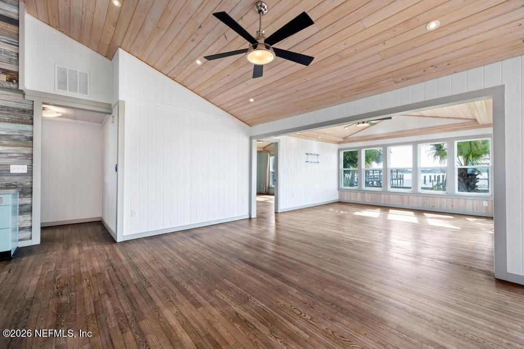 9388 Heckscher Drive, Jacksonville, FL 32226 Photo