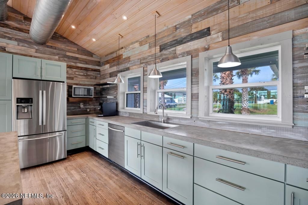 9388 Heckscher Drive, Jacksonville, FL 32226 Photo