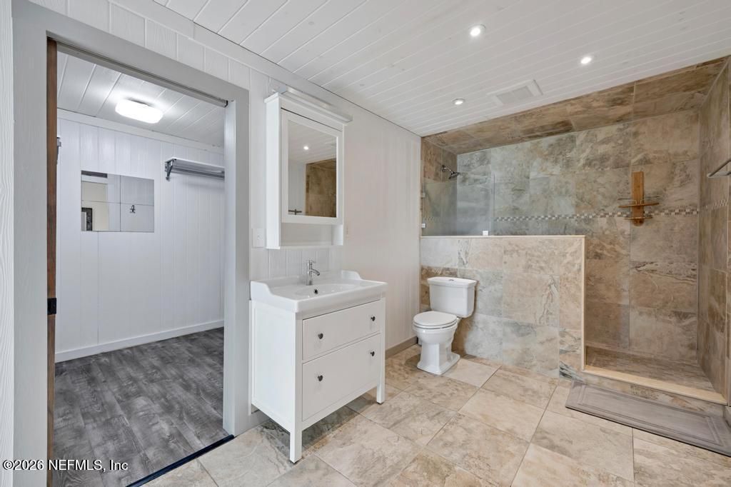 9388 Heckscher Drive, Jacksonville, FL 32226 Photo