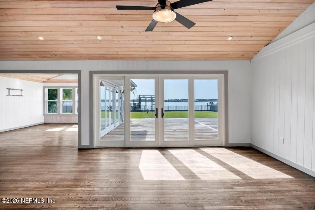 9388 Heckscher Drive, Jacksonville, FL 32226 Photo