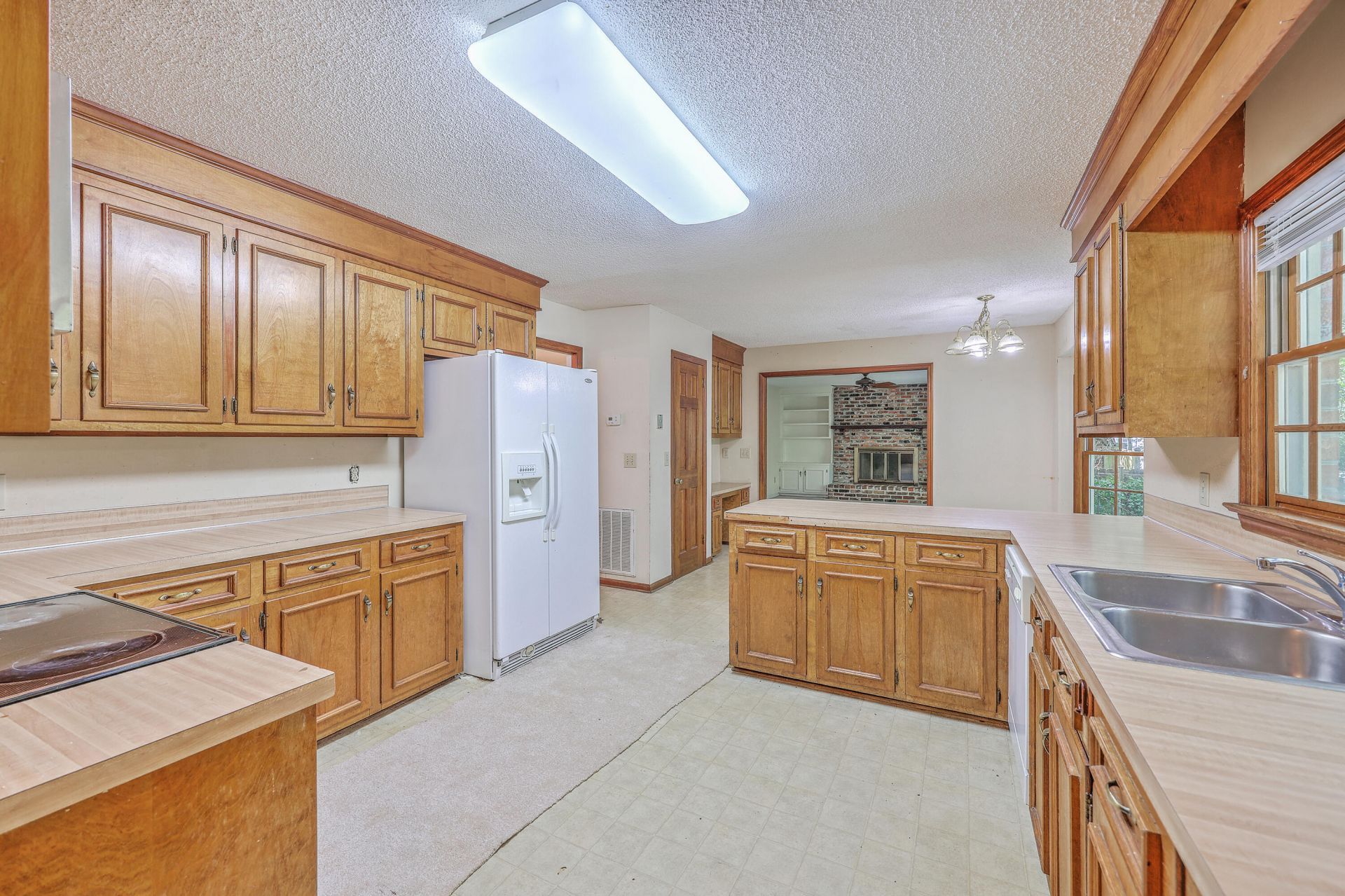 109 Squire Court Photo 12