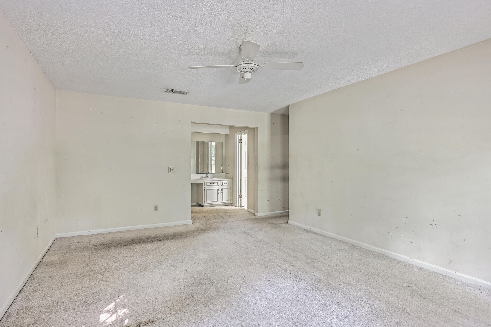 109 Squire Court Photo 26