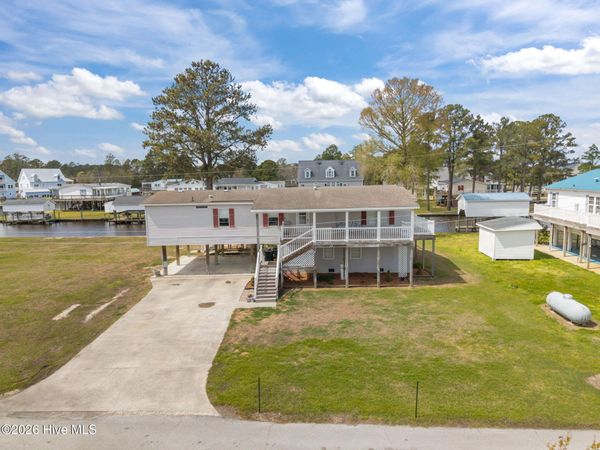 46 Riverview Drive, Chocowinity, NC 27817