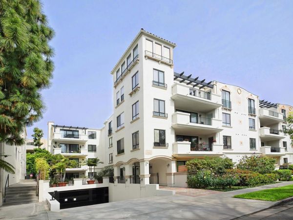 1530 Camden Avenue, Unit Ph-1, Los Angeles, CA 90025