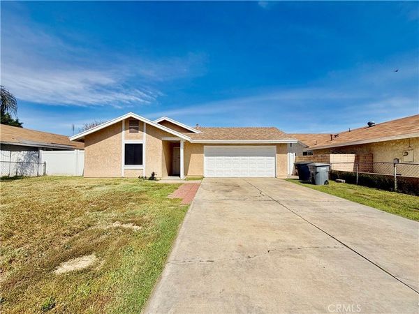 132 E E Bowen Road, Perris, CA 92571