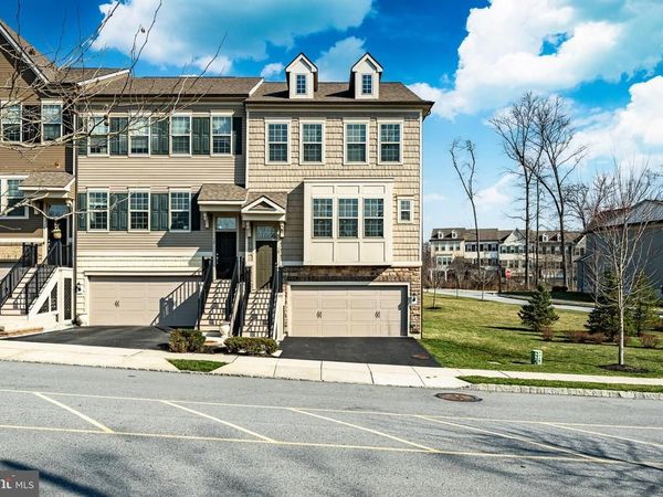 10 LOCKS FARM LANE, DOWNINGTOWN, PA 19335