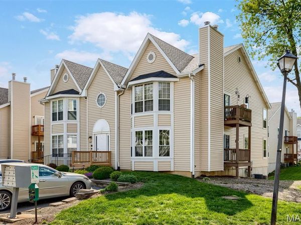 1524 Whispering Creek Drive, Unit A, Ballwin, MO 63021