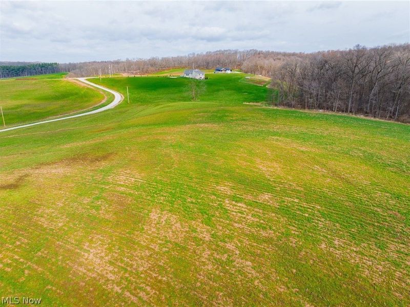 N American Road NW, Dover, OH 44622 Photo 9