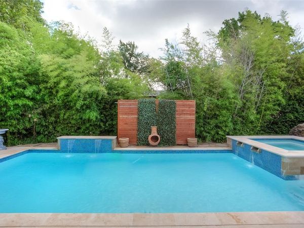 2455 Halloran Street, Fort Worth, TX 76107