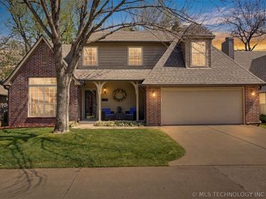 5527 S Delaware Court , Tulsa, OK 74105