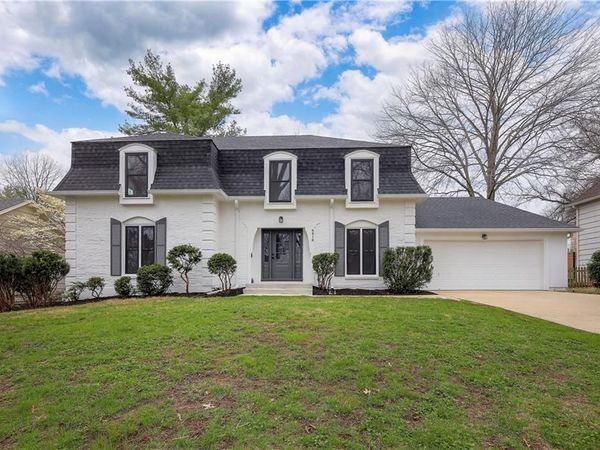 8818 Birch Lane, Prairie Village, KS 66207