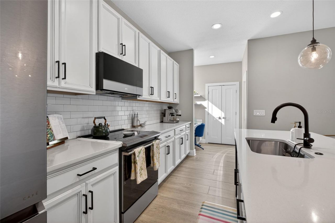 2526 13th Avenue N, Saint Petersburg, FL 33713 Photo