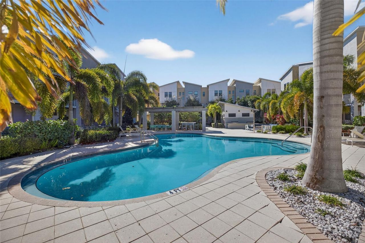 2526 13th Avenue N, Saint Petersburg, FL 33713 Photo