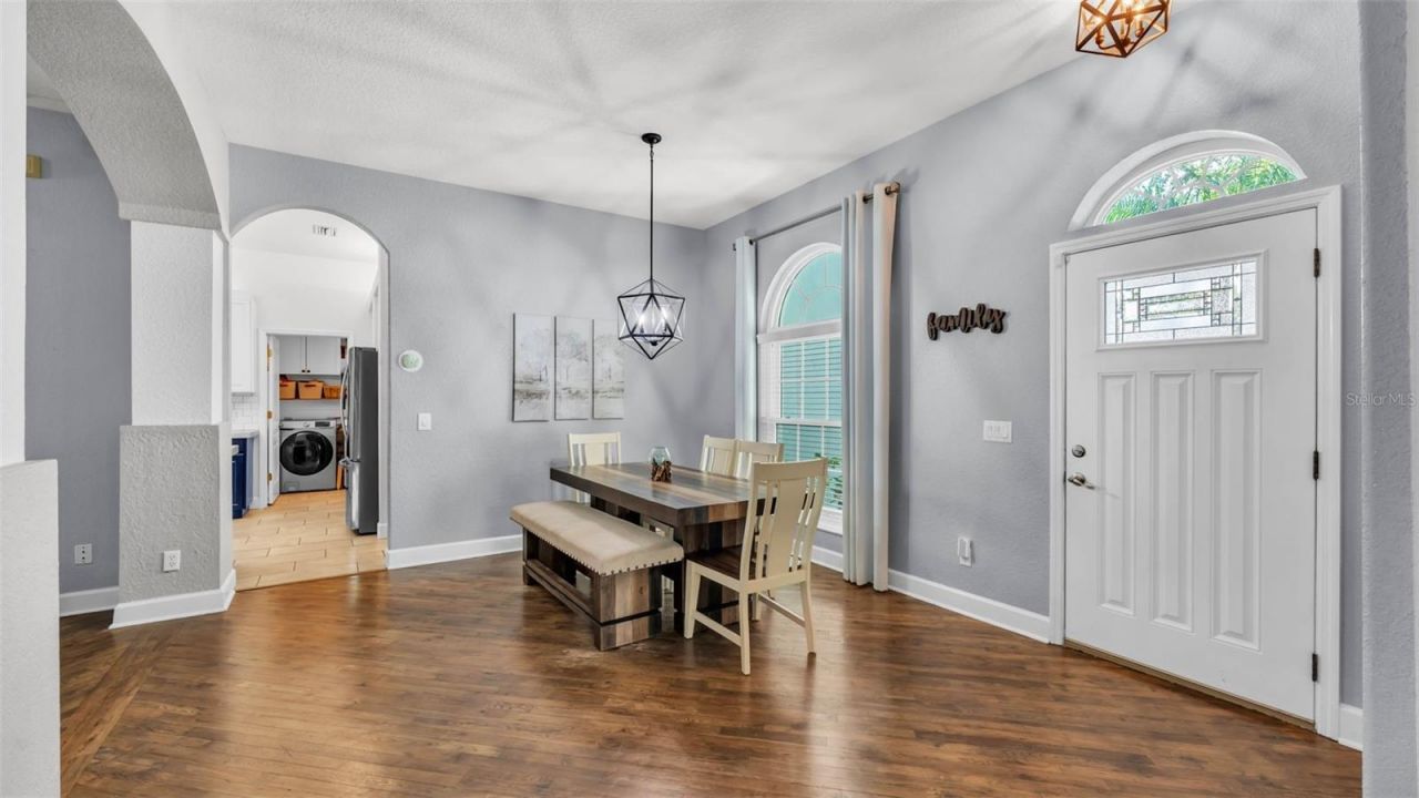 3911 Smoke Rise Court , Valrico, FL 33594 Photo