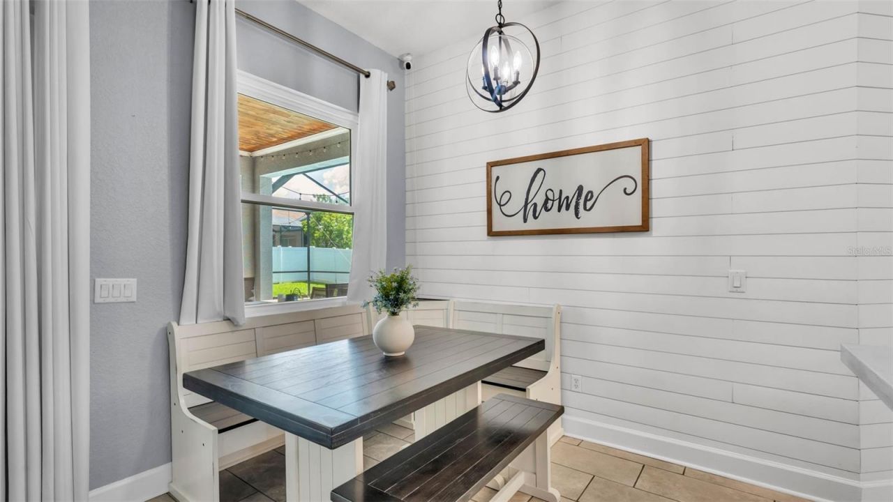 3911 Smoke Rise Court , Valrico, FL 33594 Photo