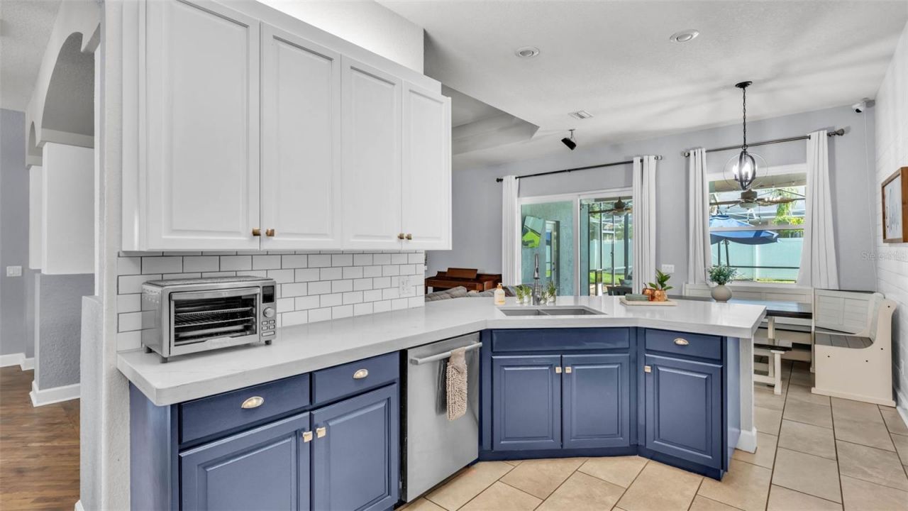 3911 Smoke Rise Court , Valrico, FL 33594 Photo