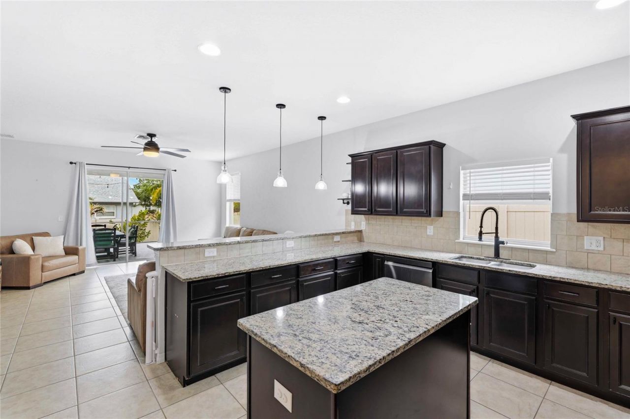 5603 Aaron Court , Sarasota, FL 34232 Photo