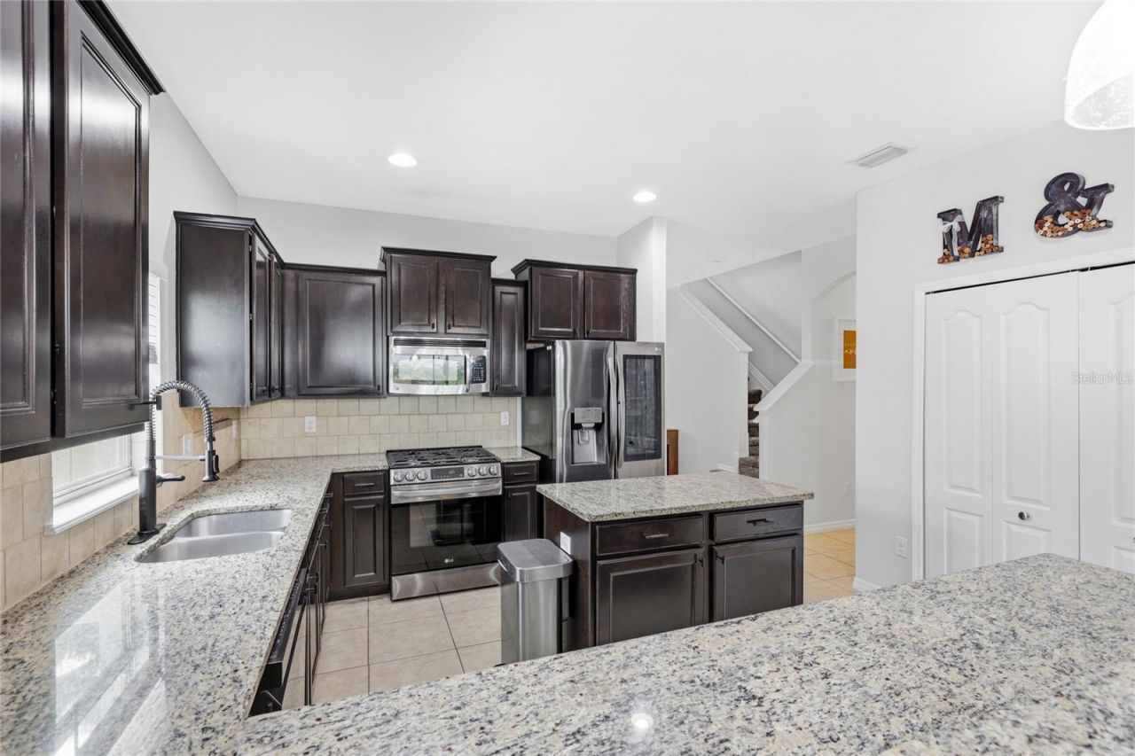 5603 Aaron Court , Sarasota, FL 34232 Photo