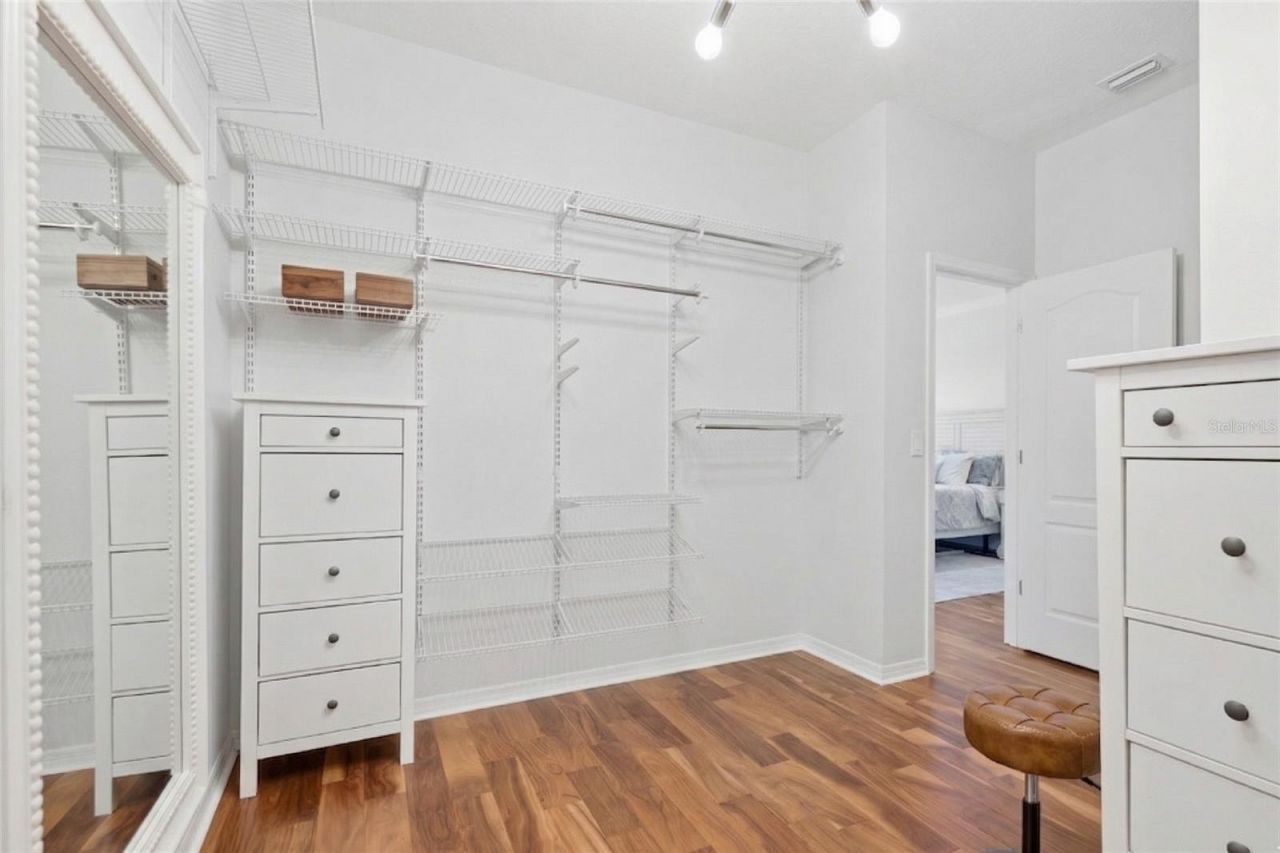 5603 Aaron Court , Sarasota, FL 34232 Photo