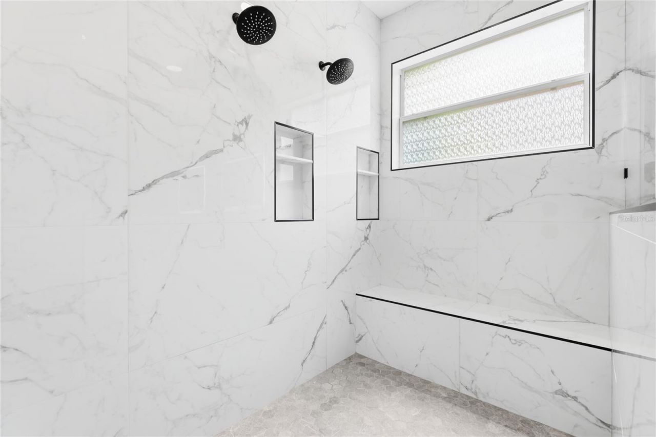 5603 Aaron Court , Sarasota, FL 34232 Photo