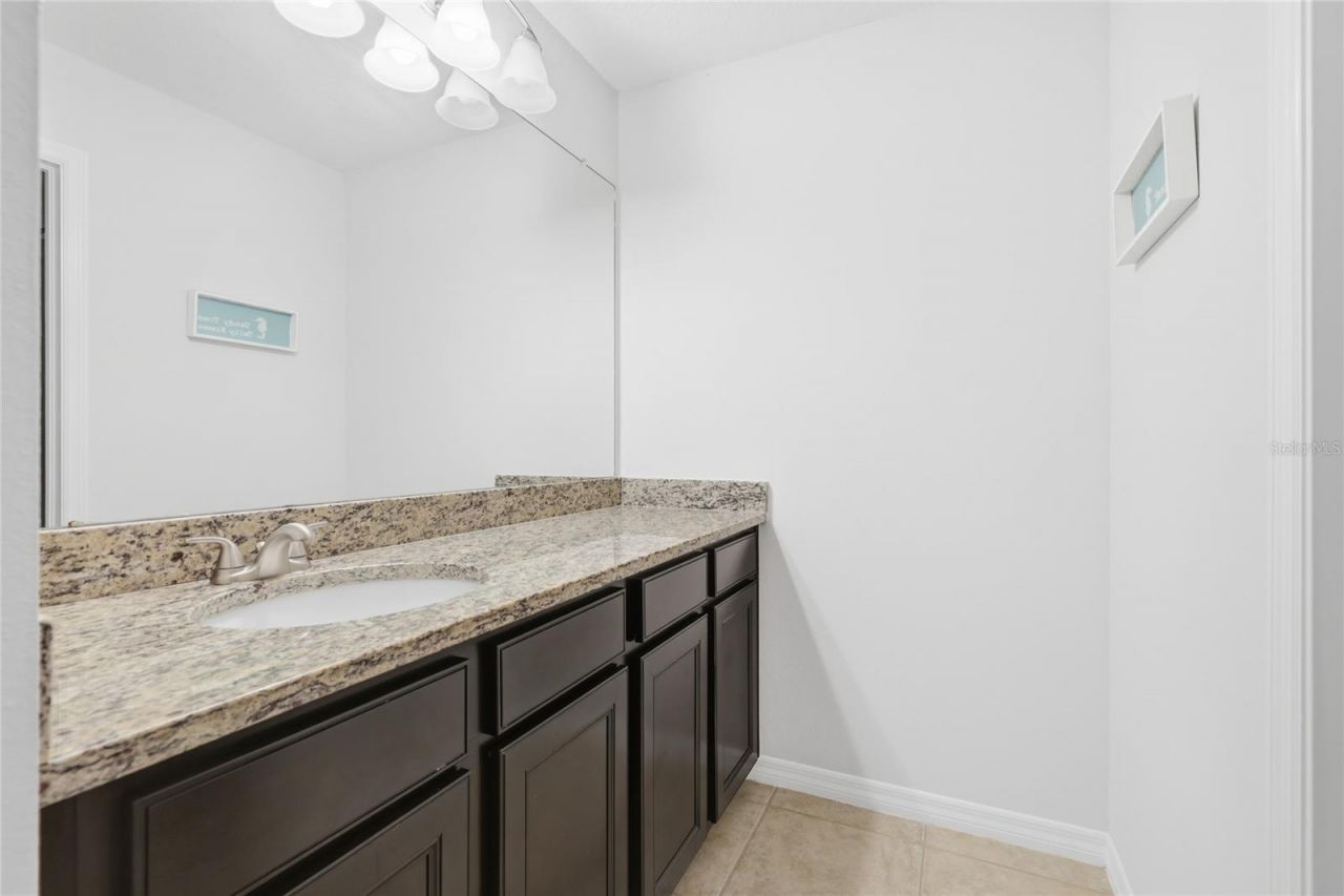 5603 Aaron Court , Sarasota, FL 34232 Photo