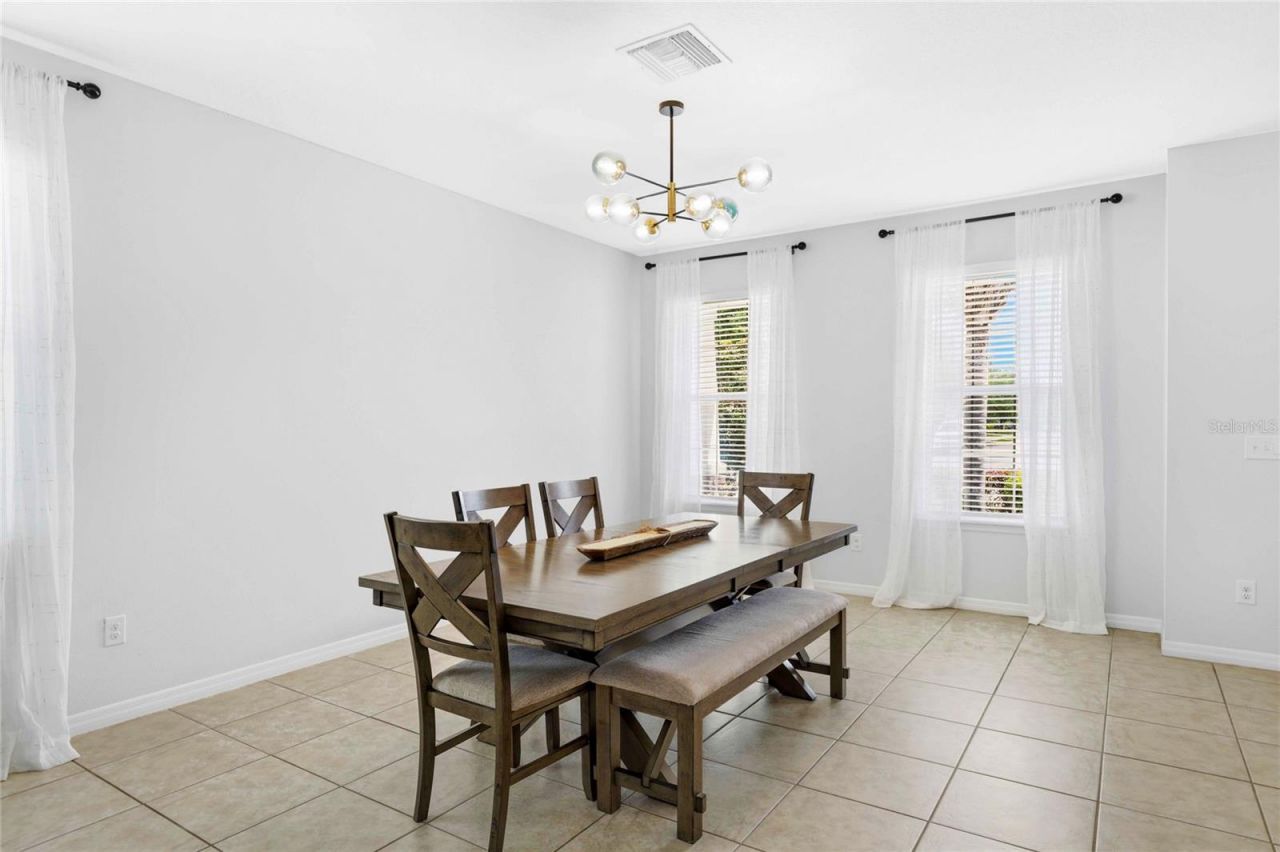 5603 Aaron Court , Sarasota, FL 34232 Photo